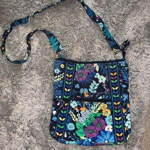 Vera Bradley side purse